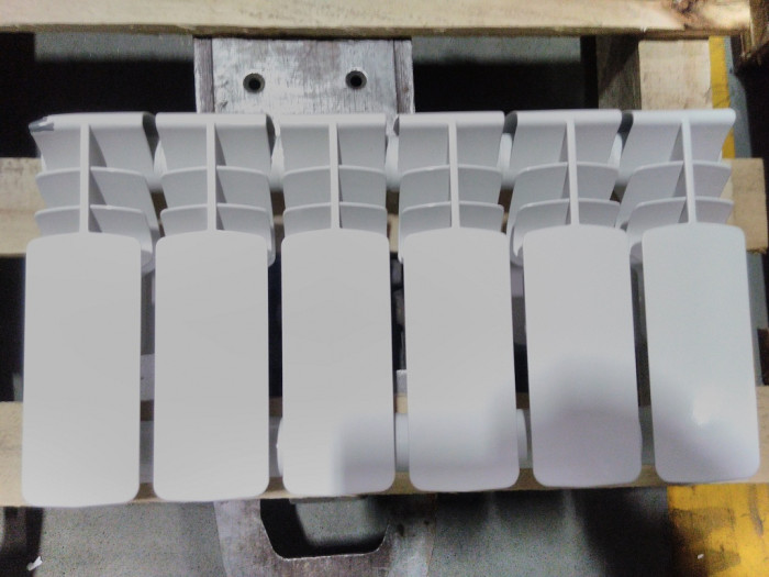 Биметаллический радиатор ROMMER Plus BM 200, 6 секций, боковое подключение, белый