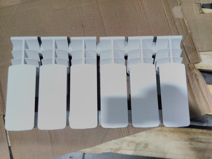 Биметаллический радиатор ROMMER Plus BM 200, 6 секций, боковое подключение, белый