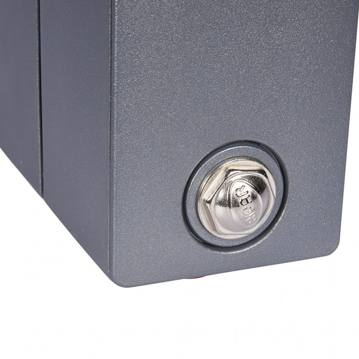 Биметаллический радиатор RIFAR SUPReMO VENTIL 350, 8 секций, нижнее правое подключение, черный