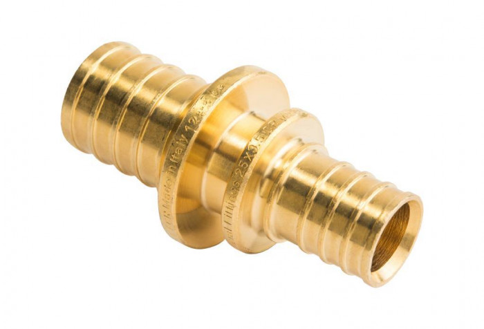 STOUT Муфта соединит. переходная для труб из сшитого полиэтилена (аксиал., 25x16)