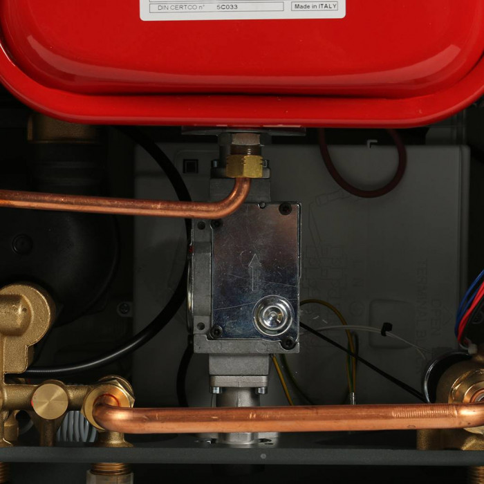 Настенный газовый котел Baxi ECO Four 1.14, атмосферный, одноконтурный