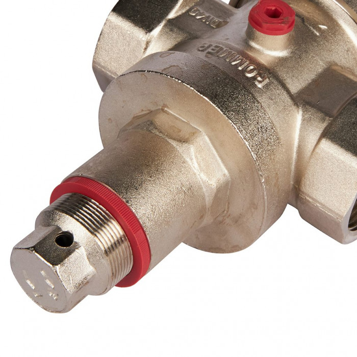 ROMMER RVS-0008-000040 ROMMER Редуктор давления PN25 вн/вн 1 1/2 с выходом под манометр