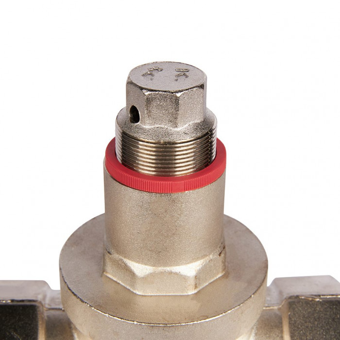 ROMMER RVS-0008-000050 ROMMER Редуктор давления PN25 вн/вн 2 с выходом под манометр