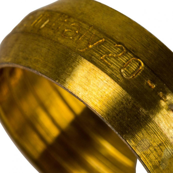 STOUT Фитинг компрессионный евроконус для труб PEX 20х2,8х3/4