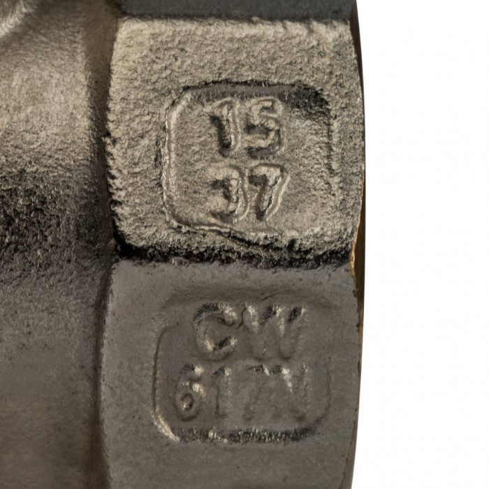 STOUT SVS 3/4" Редуктор давления поршневой