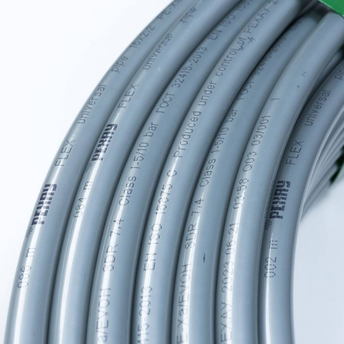 Труба универсальная РЕХАУ flex 16x2,2, бухта 100 м (11303703100)