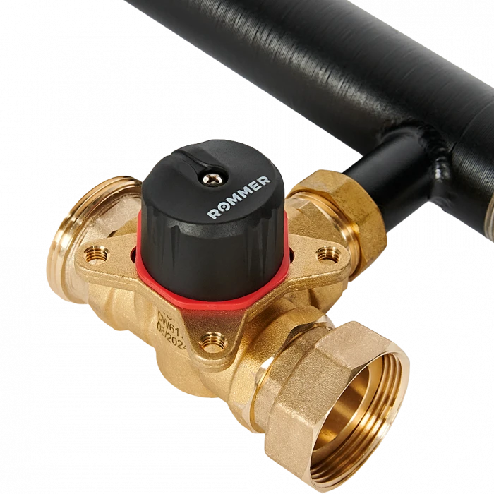 Насосная группа ROMMER с 3-х ходовым приводным смесителем 1  без насоса RDG-0003-012501