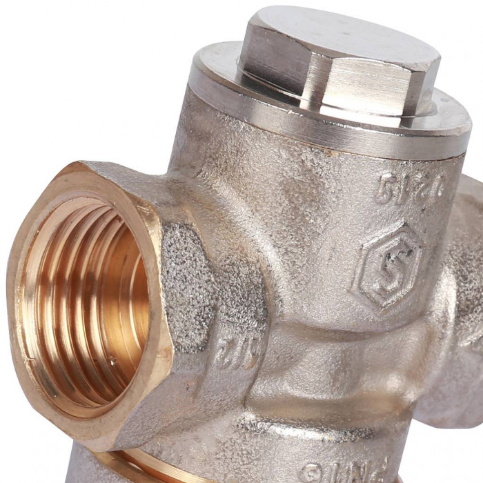 STOUT Редуктор давления PN16 вн/вн 1/2" без подкл. манометра