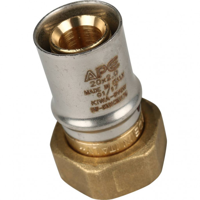 Переходник STOUT с накидной гайкой 3/4 х20 для металлопластиковых труб прессовой