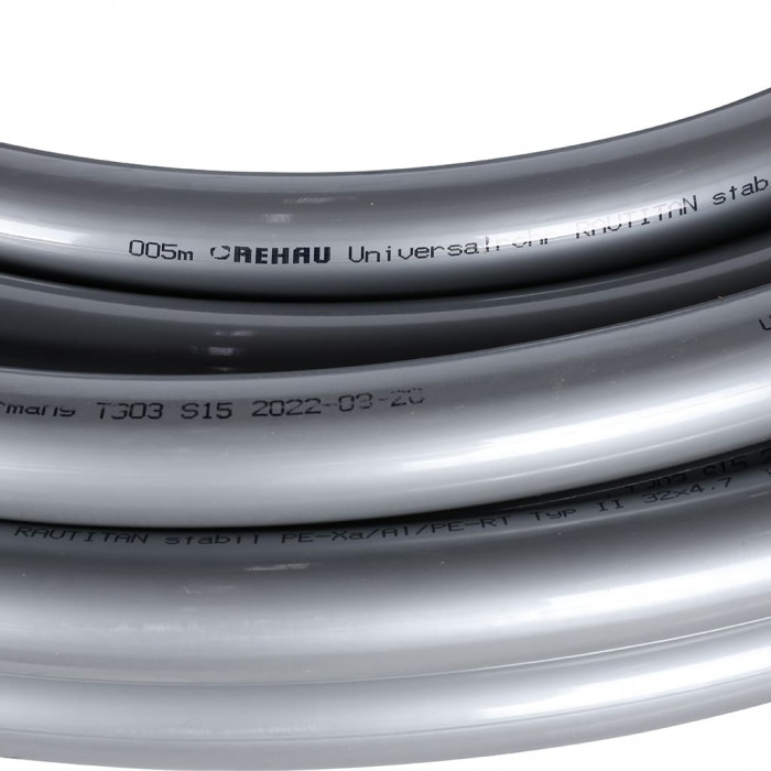 REHAU RAUTITAN stabil труба универсальная 32х4,7 мм, бухта 25 м из сшитого полиэтилена PEX