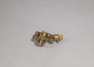 Штуцер входа воды в сборе с клапаном подпитки EMF/BR-R/C | 440014466