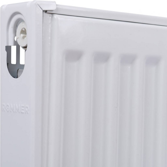 Стальной панельный радиатор ROMMER Ventil 11/300/1500