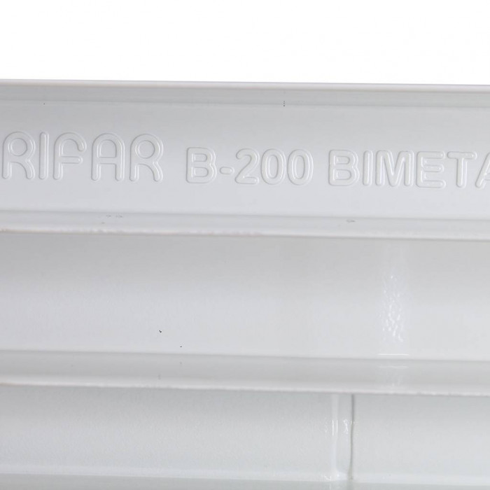 Биметаллический радиатор RIFAR BASE 200, 10 секций, боковое подключение, белый